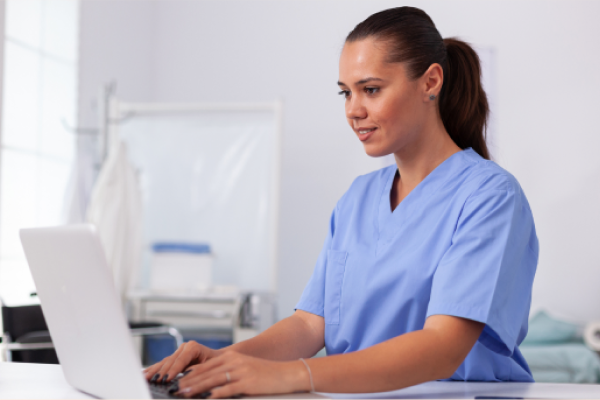 Employeurs : voici 5 raisons d’investir dans des soins d’accompagnement sur mesure